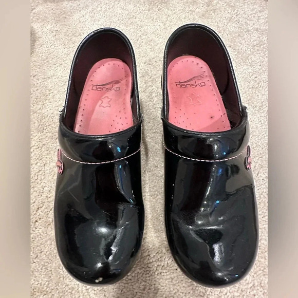 Dansko Professional Clogs Nursing Black Patent Pink Ribbon Breast Cancer size 37 - Picture 2 of 7